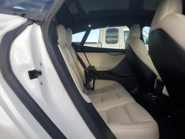 2020 TESLA MODEL S   