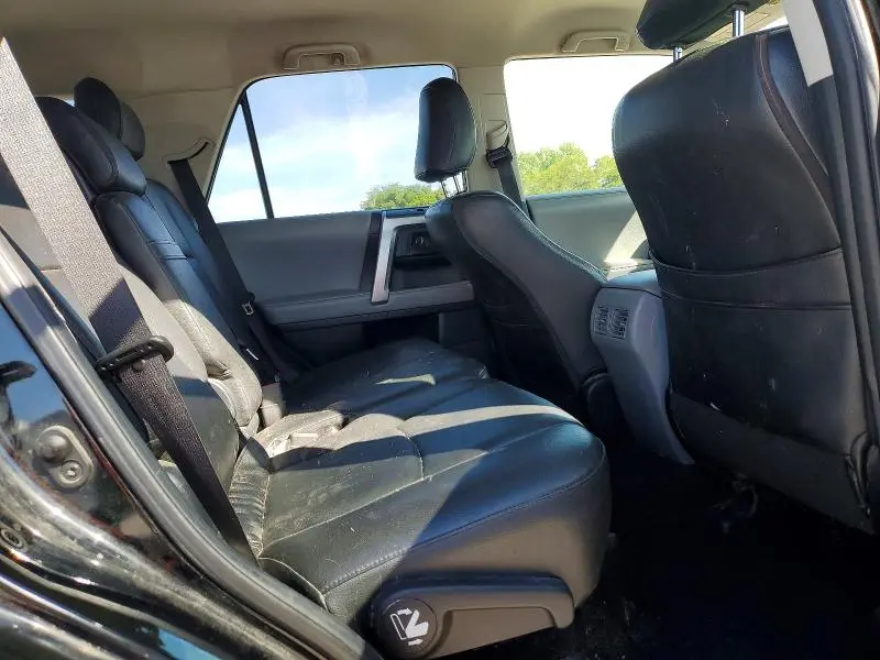 2012 TOYOTA 4RUNNER SR5  