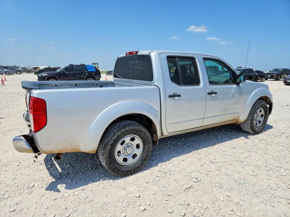 2017 NISSAN FRONTIER S  