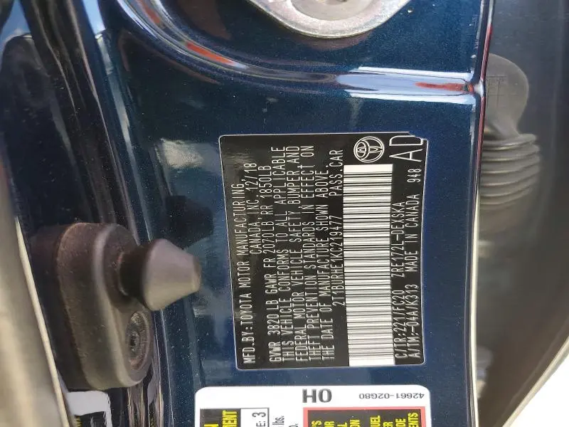 2019 TOYOTA COROLLA SE  