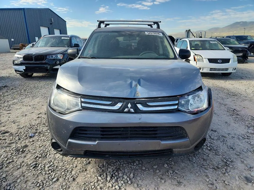 2014 MITSUBISHI OUTLANDER ES  