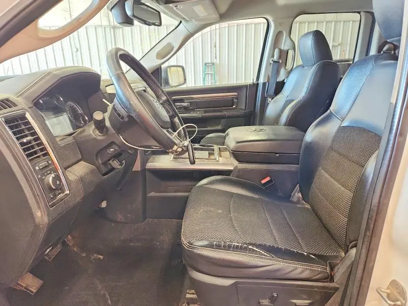 2013 RAM 1500 SPORT  