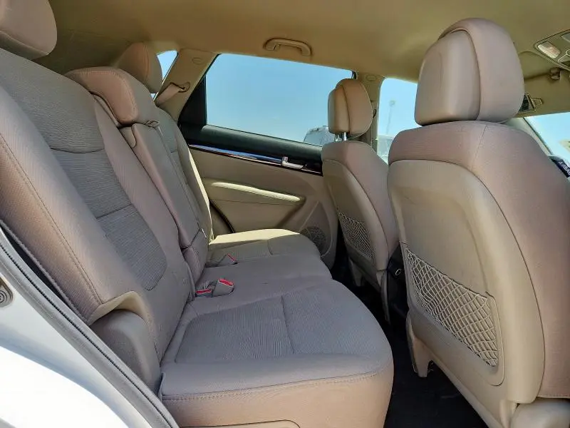 2014 KIA SORENTO LX  