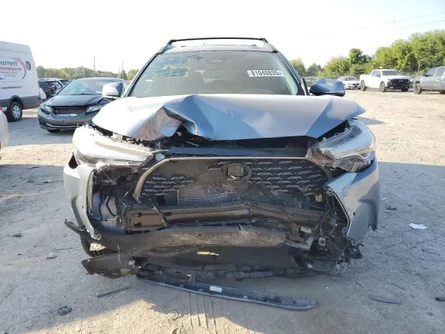 2024 TOYOTA COROLLA CROSS XLE  