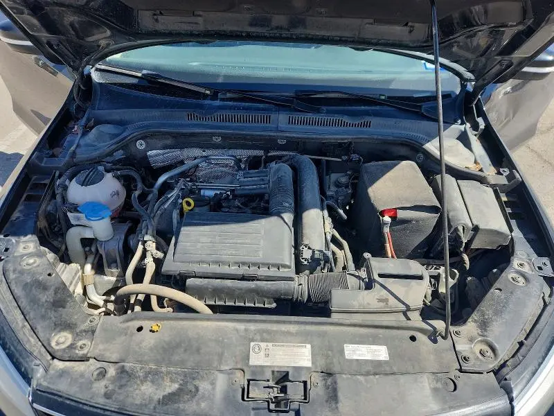 2016 VOLKSWAGEN JETTA SE  