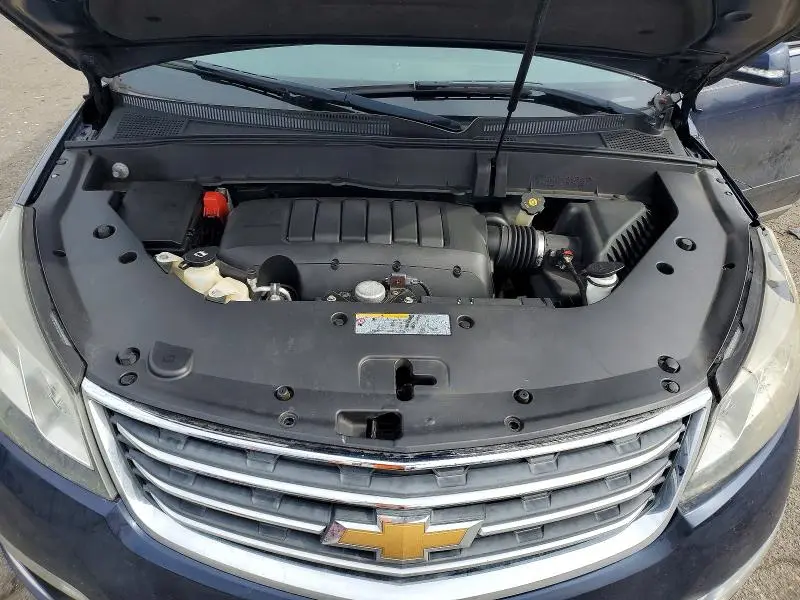 2016 CHEVROLET TRAVERSE LT  