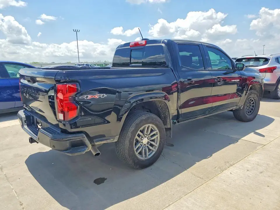 2025 CHEVROLET COLORADO LT  