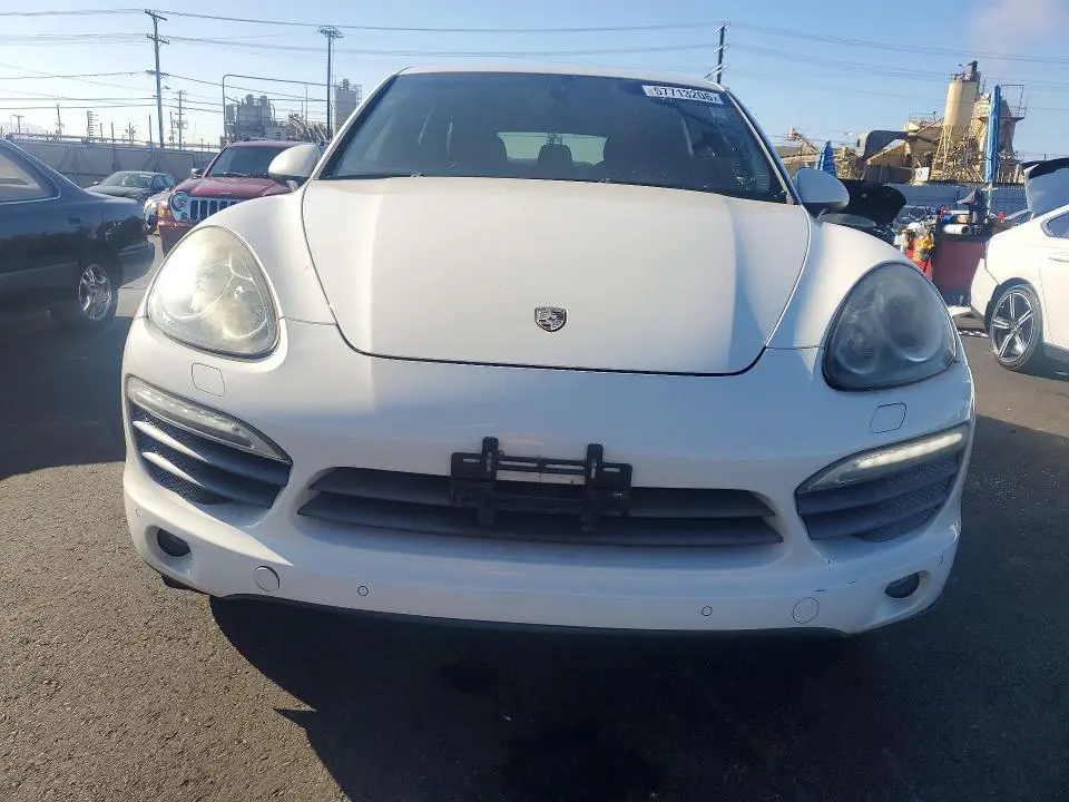 2011 PORSCHE CAYENNE S  