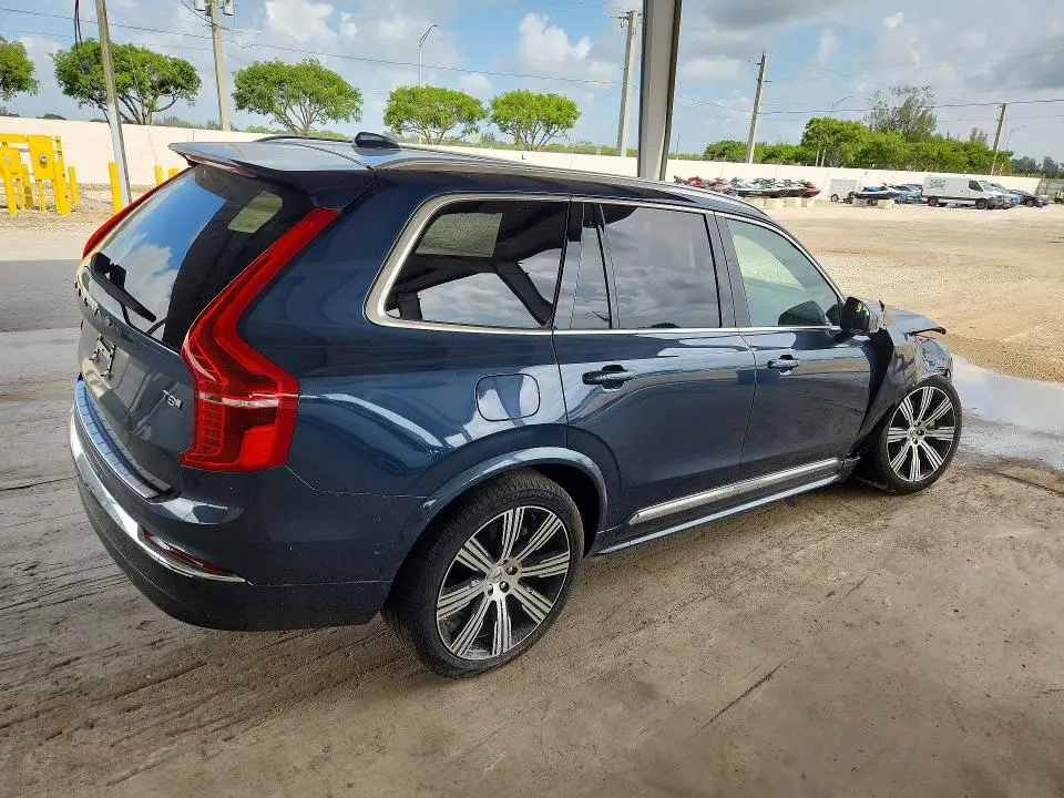 2025 VOLVO XC90 ULTRA  