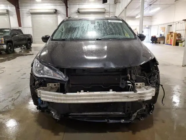 2017 CHRYSLER PACIFICA TOURING L  