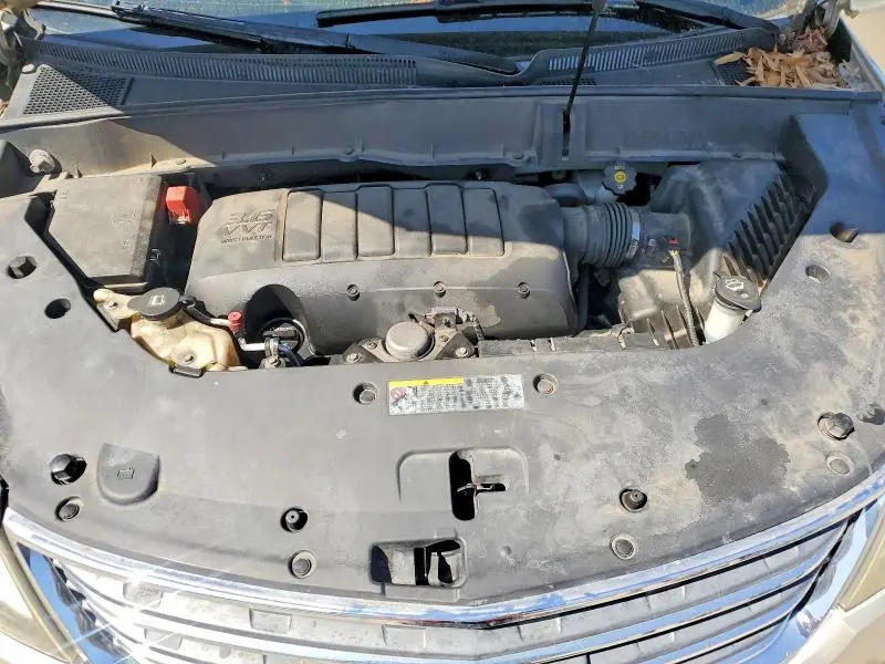 2013 CHEVROLET TRAVERSE LT  