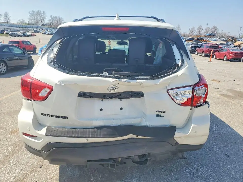 2020 NISSAN PATHFINDER SL  