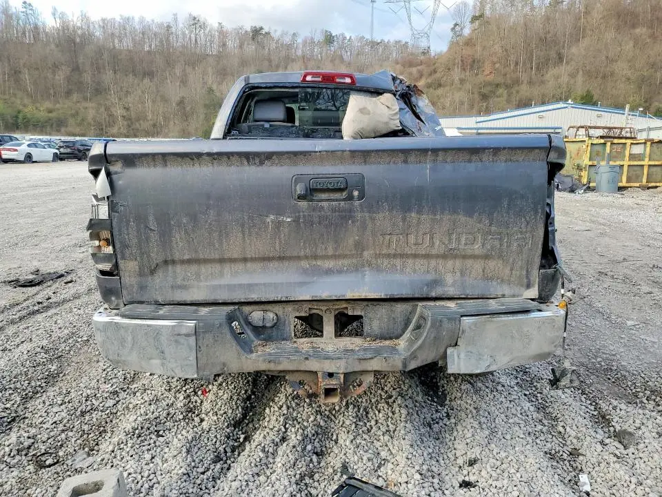 2019 TOYOTA TUNDRA DOUBLE CAB SR  