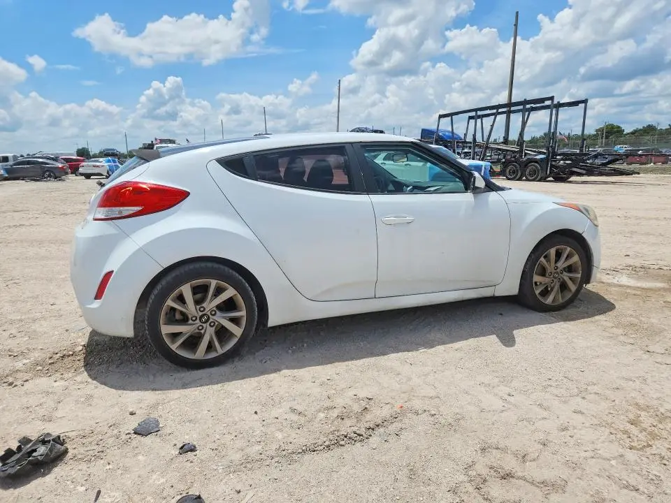 2017 HYUNDAI VELOSTER BASE  