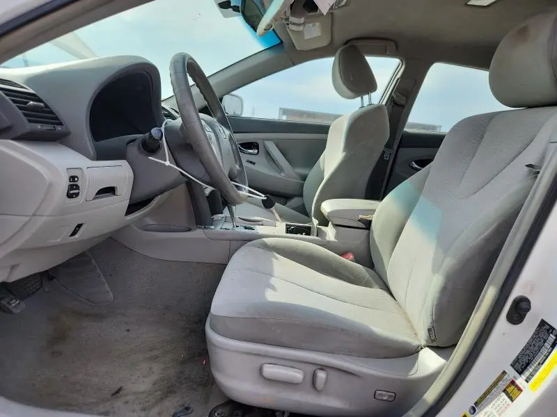 2011 TOYOTA CAMRY BASE  