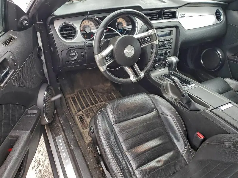 2011 FORD MUSTANG   