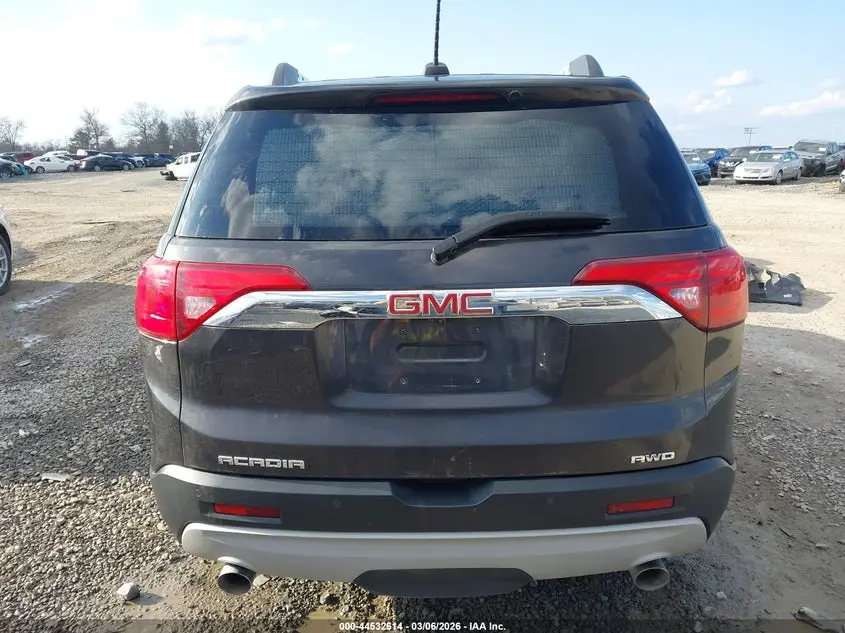2017 GMC ACADIA SLT-2
