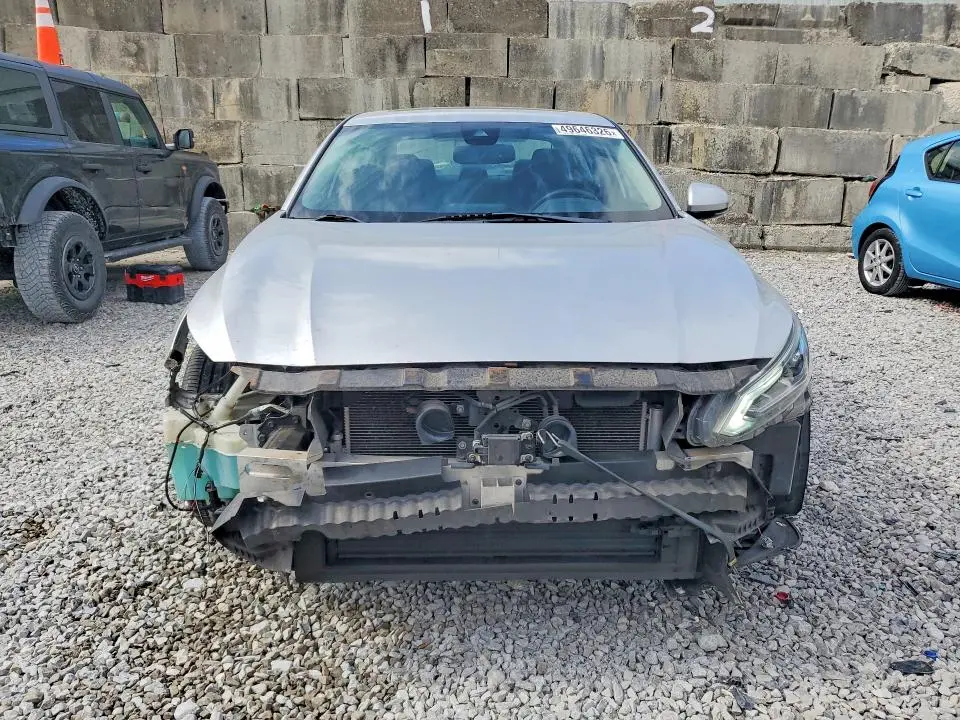 2019 NISSAN ALTIMA SL  