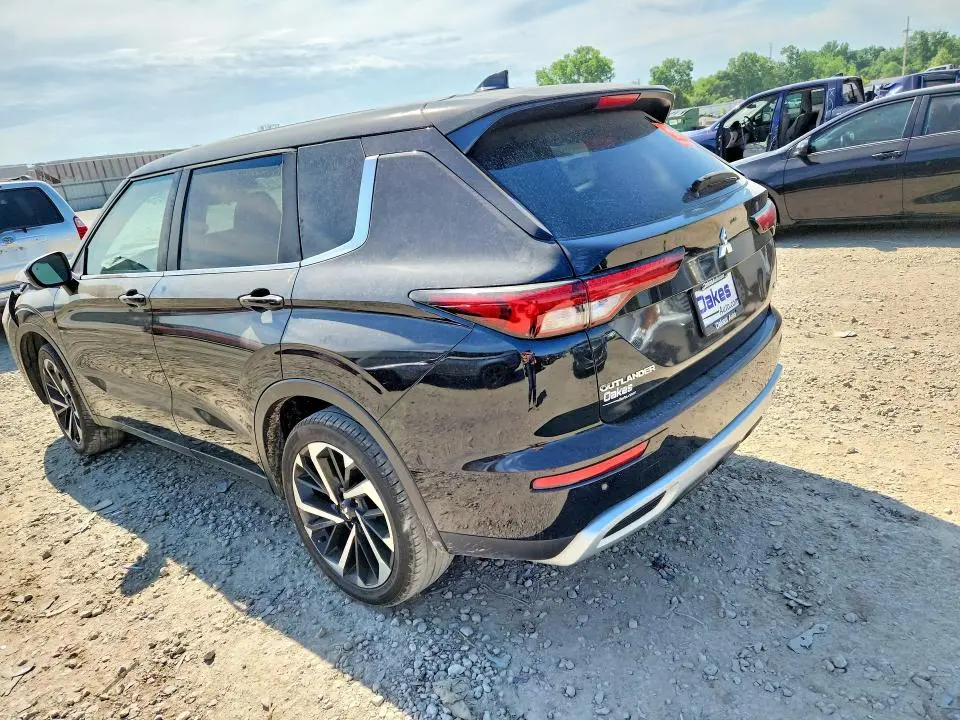 2024 MITSUBISHI OUTLANDER SE  