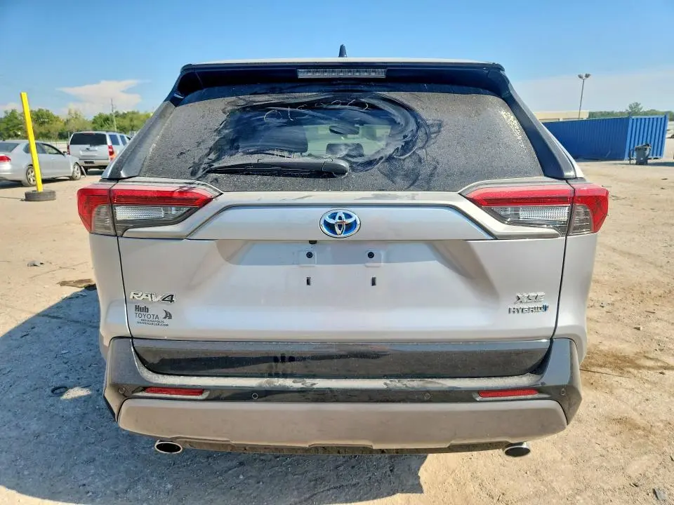 2021 TOYOTA RAV4 XSE  