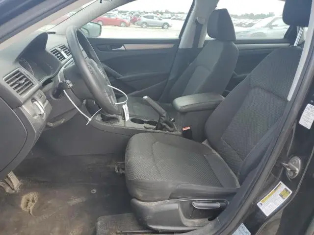 2013 VOLKSWAGEN PASSAT S