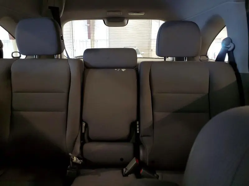 2010 HONDA CR-V LX  