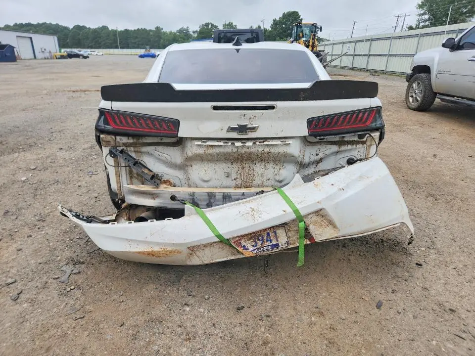 2017 CHEVROLET CAMARO LT  