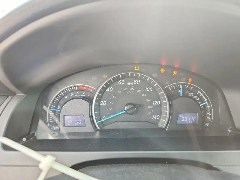 2015 TOYOTA CAMRY LE  