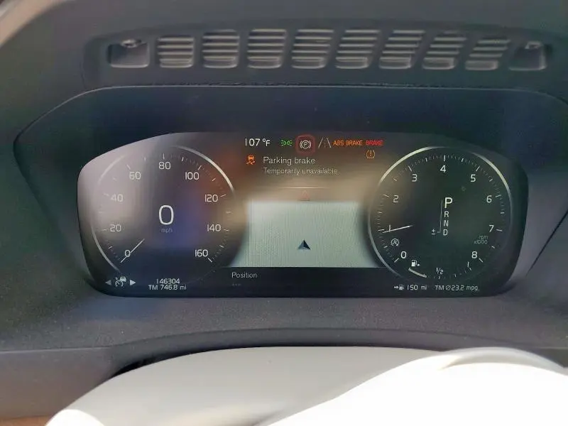 2017 VOLVO XC90 T6  