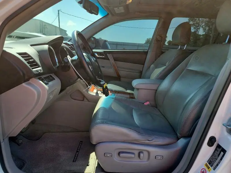 2010 TOYOTA HIGHLANDER LIMITED  