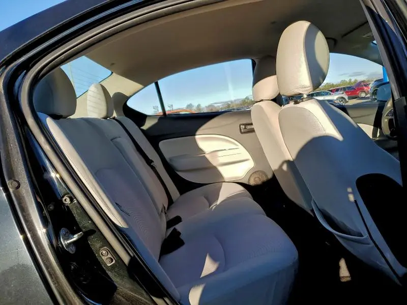 2018 MITSUBISHI MIRAGE G4 ES  