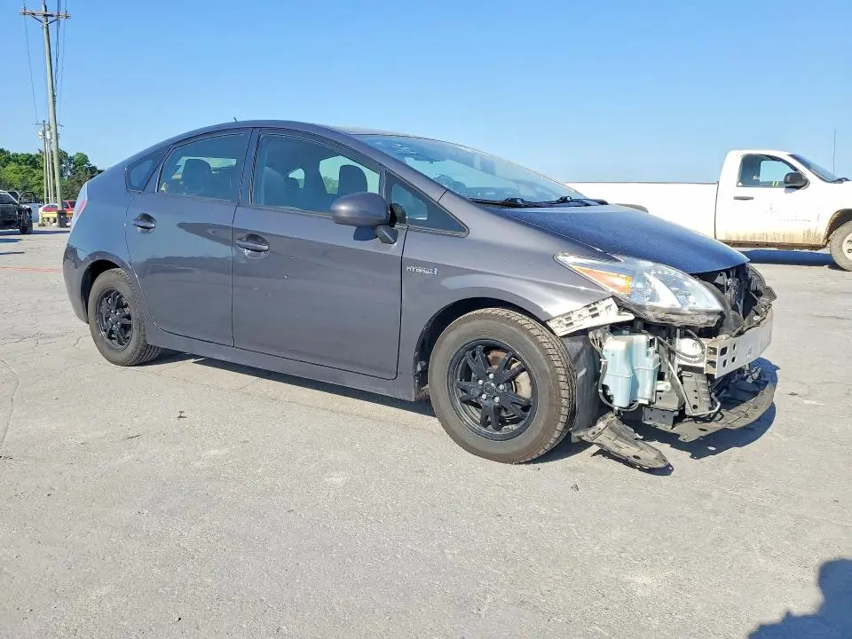 2015 TOYOTA PRIUS TWO  