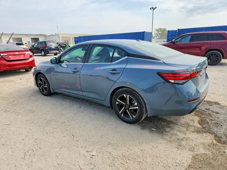 2025 NISSAN SENTRA SV  