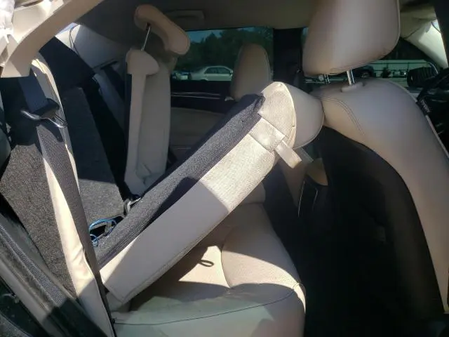 2019 CHRYSLER 300 LIMITED  