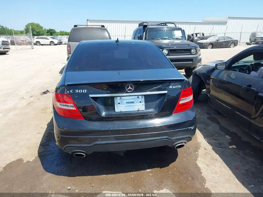 2013 MERCEDES-BENZ C 300 SPORT 4MATIC