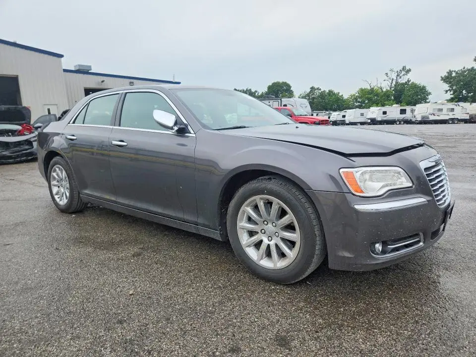 2014 CHRYSLER 300C   