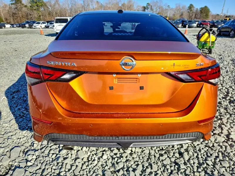 2022 NISSAN SENTRA SR  