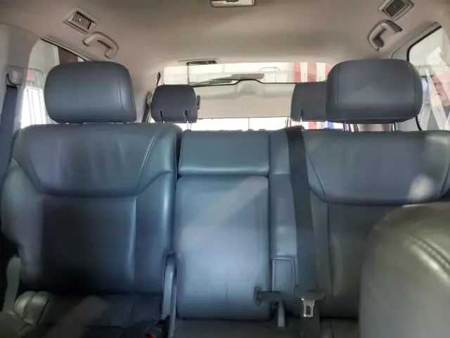 2010 LEXUS LX 570  