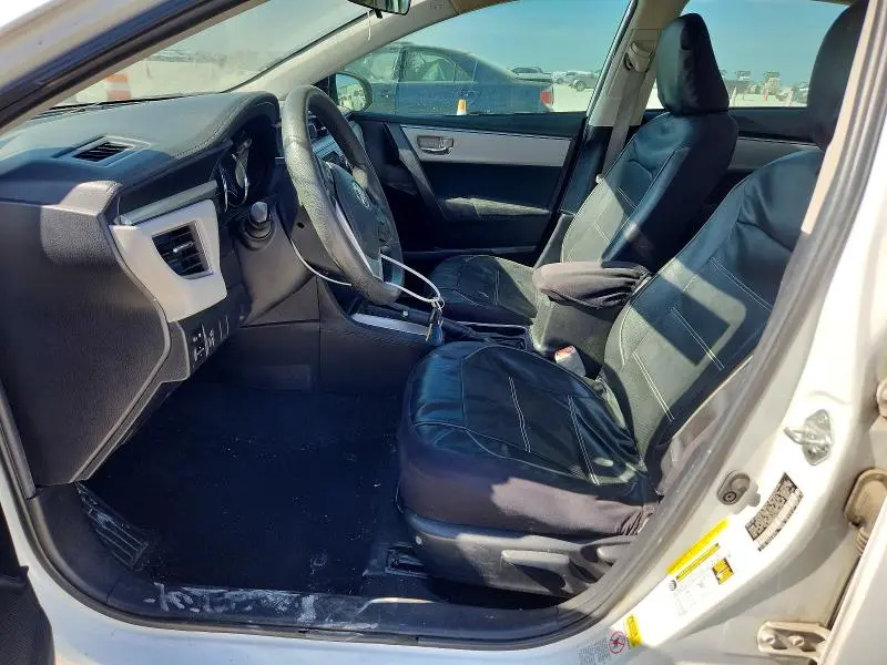 2015 TOYOTA COROLLA LE PLUS  
