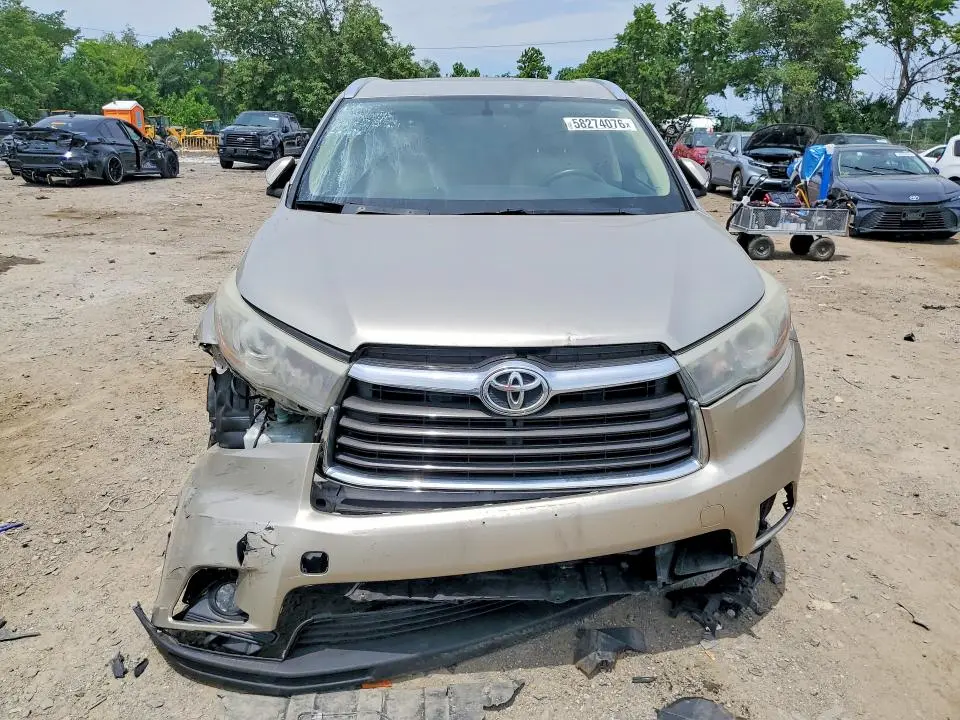 2016 TOYOTA HIGHLANDER XLE  