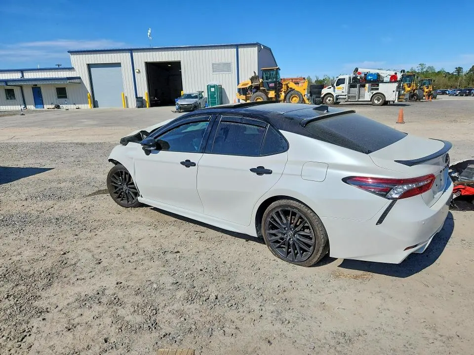 2022 TOYOTA CAMRY XSE  