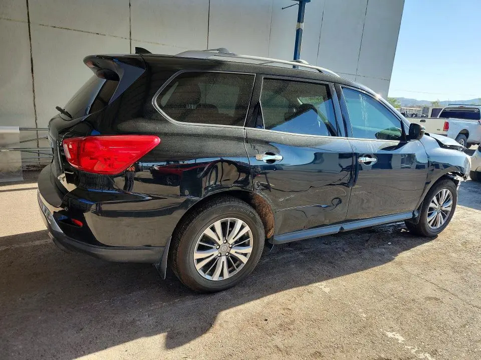 2019 NISSAN PATHFINDER S  