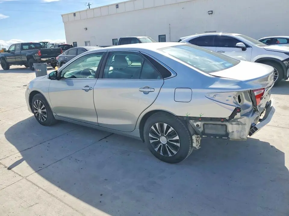 2017 TOYOTA CAMRY LE  