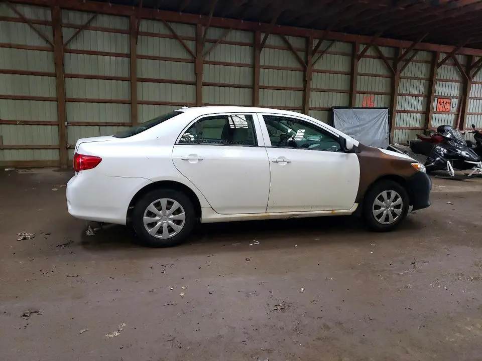 2010 TOYOTA COROLLA BASE  