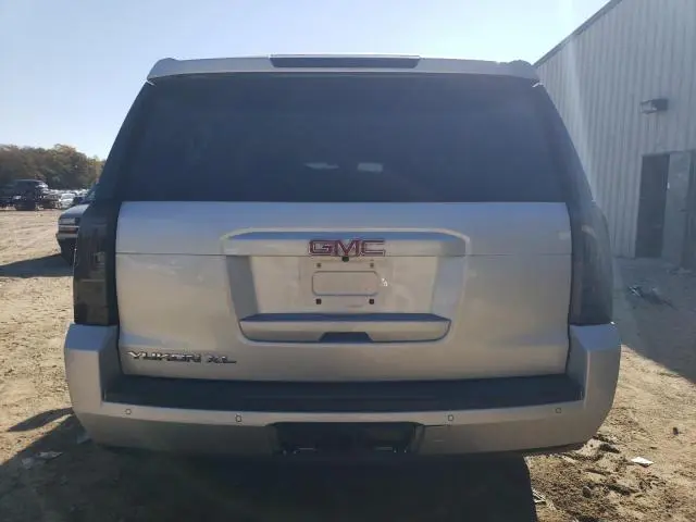 2017 GMC YUKON XL K1500 SLT  