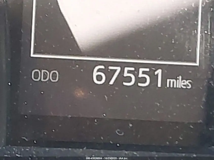 2020 TOYOTA CAMRY LE HYBRID