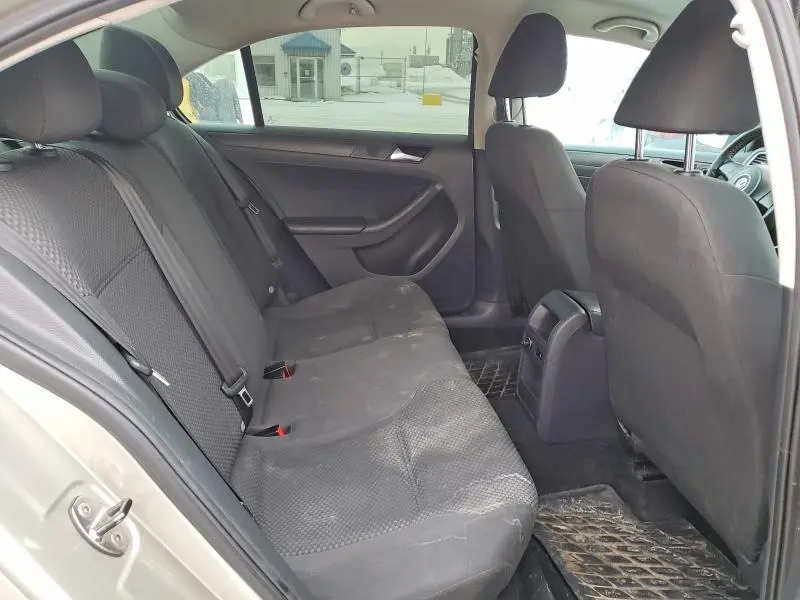 2013 VOLKSWAGEN JETTA BASE  