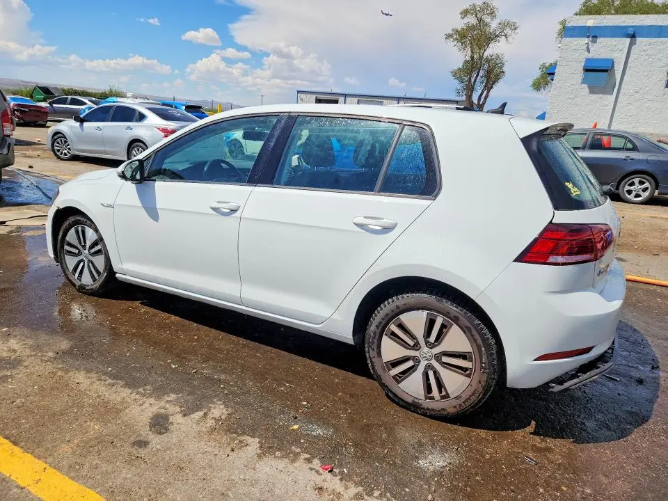 2019 VOLKSWAGEN E-GOLF SE  
