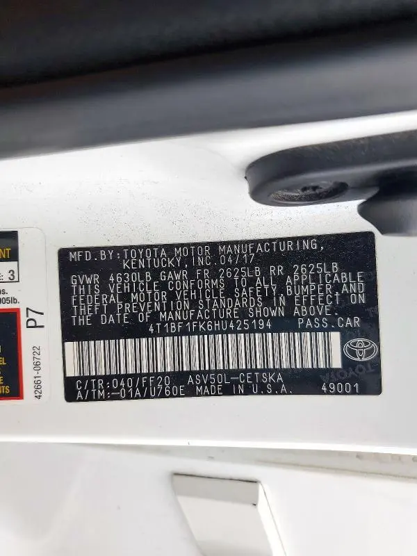 2017 TOYOTA CAMRY SE  