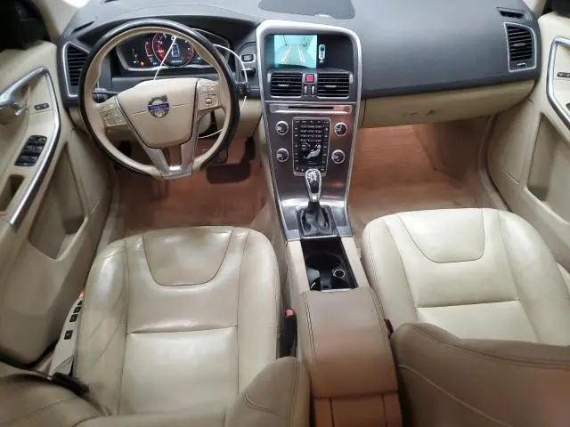 2016 VOLVO XC60 T5 PLATINUM  